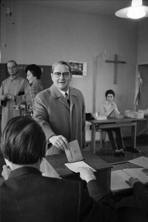 Verzicht von Bürgermeister Walther Wäldele auf eine erneute Kandidatur im Rahmen der Oberbürgermeisterwahl am 12. April 1970