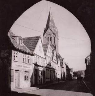 Straßenszene (HAPAG-Mittelmeerfahrt der Oceana Leonhardt 1929)