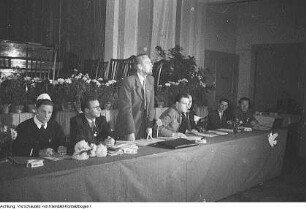 C. Caden, Heldin der Arbeit, Dr. Johannes Friedrich Rogge, Hebestreit, Ingeborg Ottmann, Oktober 1952 & Dresden, Kundgebung des Kreisfriedenskomitee am Gaswerk Reick, Büste, Oktober 1952