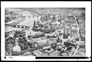Dresden, Altstadt mit Zwinger, Residenzschloss und Katholischer Hofkirche, Luftbild