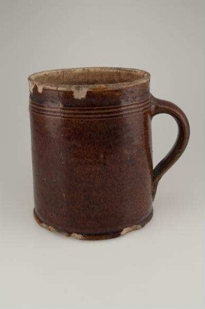 Tönerner Bierseidel
