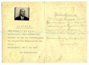 Dienstausweis von Konrad Stelzer für seine Arbeit im Auftrag des Bürgermeisters (russisch und deutsch)