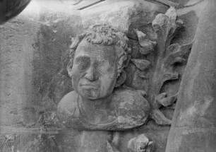 Wasserspeierkonsole: Kopf und Schultern eines blinden Mannes