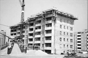Freiburg; [Betzenhausen-]Bischofslinde: Altenwohnblock Uhlenhuthstraße