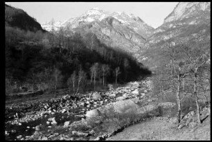 Frasco: oberes Val Verzasca mit La Marcia, bei Frasco