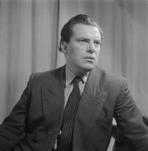 Porträtaufnahmen von Kurt Oligmüller, Schauspieler am Deutschen Theater Berlin : Porträt von Kurt Oligmüller