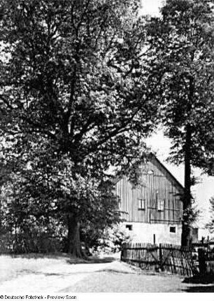 Bischofswerda-Schönbrunn. Gehöft (19. Jahrhundert). Stallgebäude. Giebelansicht