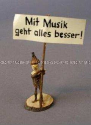 Holzfiguren Diorama zur Landwirtschaft (Standartenträger)