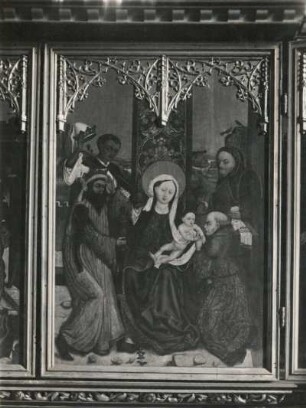 Marienaltar: Verkündigung, Geburt Christi, Anbetung, heilige Sippe (1. Wandlung des Marienaltars); Christus am Ölberg, Dornenkrönung, Kreuzigung, Kreuztragung (2. Wandlung des Altars)