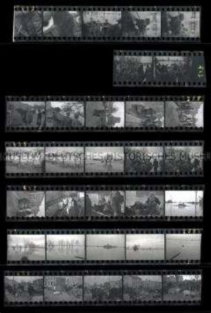 Schwarz-Weiß-Negative mit Aufnahmen von der Überschwemmung 1947 im Oderbruch in und bei Wriezen