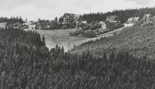 Bärenburg-Oberbärenburg. Ortsteilansicht mit Berghotel Friedrichshöhe