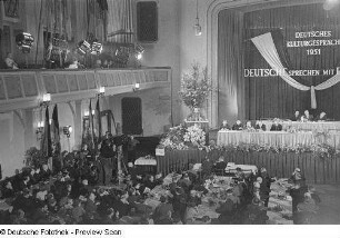 Blick in die Kongresshalle mit den Teilnehmern des Deutschen Kulturgesprächs