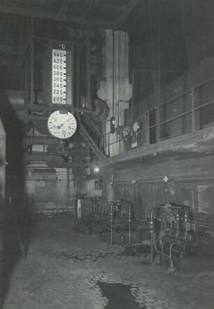 Hirschfelde, Großkraftwerk : Hirschfelde, Großkraftwerk und Kohlenwerk. Großkraftwerk. Dampfkessel mit mechanischer Treppenrostfeuerung