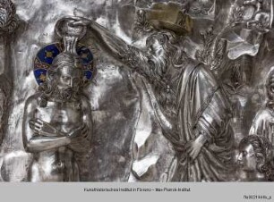Silberaltar: Johannes der Täufer tauft Christus