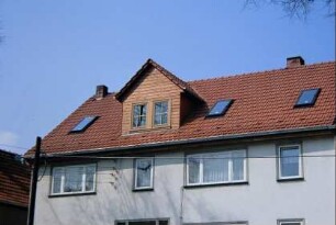 Wohnhaus mit neuer Satteldachgaupe