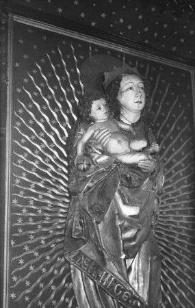 Güstrow, Pfarrkirche : Güstrow. Pfarrkirche St. Marien. Strahlenkranzmadonna