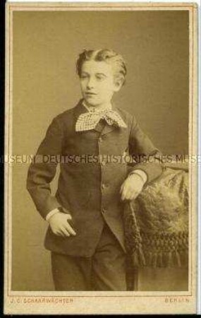 Jugendlicher im Anzug, Carte de Visite
