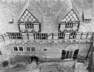 Burg Falkenstein : Blick in den Innenhof