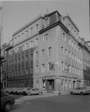 Dresden-Neustadt, Rähnitzgasse 17 (1710, 1924; J. W. Riemer). Eckansicht Heinrichstraße