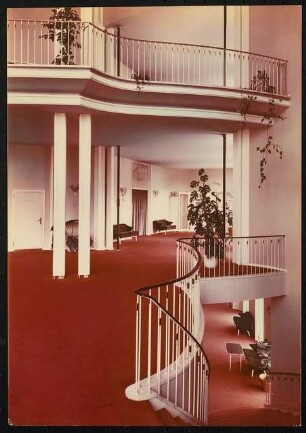 Schauspielhaus, Bochum: Foyer Hochparkett mit Rang-Balkon