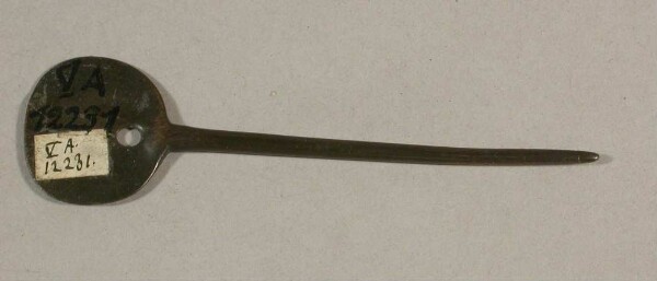 Copper (Tupu) needle