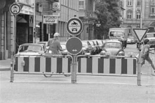 Gemeinderatsbeschluss zur Abbrechung des Verkehrsversuchs "Sperrung der Erbprinzenstraße zwischen Herrenstraße und Ritterstraße für den Autoverkehr zwecks Schaffung einer Ost-West-Achse für Fahrradfahrer"