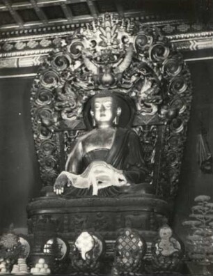 Peking, China : Lama-Tempel (Yonghe-Tempel, Palast des Friedens und der Harmonie), Buddha-Statue