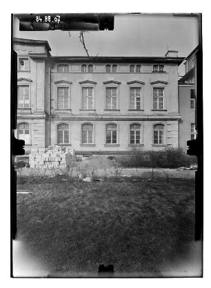 Schwerin-Werdervorstadt, Werderstraße 30. Städtisches Krankenhaus (1839-1840; G. A. Demmler, Erweiterung um 1920). Teilansicht