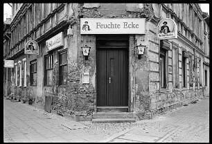 Hausfassende an der Gaststätte "Feuchte Ecke"