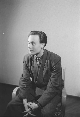 Porträts von Achim Hübner, Reinicke und John vom Maxim-Gorki-Theater : Porträt von Achim Hübner