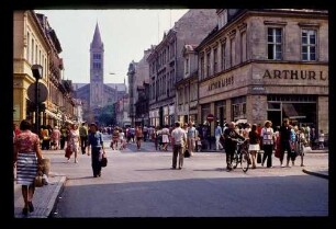Klement Gottwald-Str. 22.8.75.