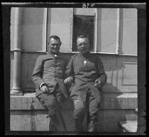 Fresnes-les-Montauban (Dep. Pas-de-Calais, Frankreich): Oberleutnant Manneberg und Oberleutnant Rechenmacher