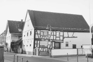Wohnhaus, Fachwerk; Gründau, Gelnhäuser Straße 5
