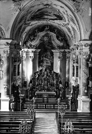 Nesselwang, Pfarrkirche St. Andreas (1904-1906 Neuerrichtung). Inneres gegen Altar