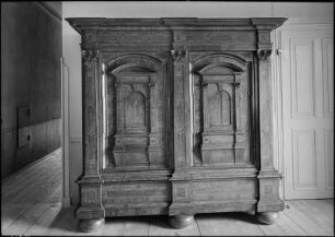 Kleiderschrank, Gut Ermlitz