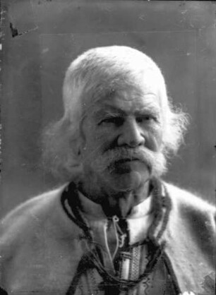 Portret (Faran Roman)