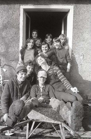 Jugendklub : Naunhof. Gruppenbild der Mitglieder des Jugendklubs