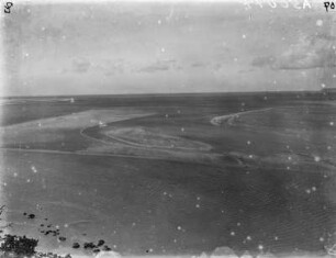 Wattenmeer : Blick über das Watt vor le Mont Saint Michel bei Ebbe.