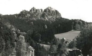 Rathen-Niederrathen. Ortsteilansicht. Blick nach Osten zum Gamrig