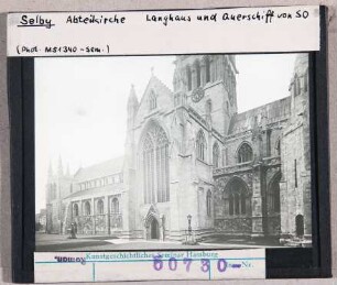 Selby: Abteikirche, Langhaus und Querschiff von Südosten