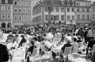 Heidelberg: Beim Konzert einer amerikanischen Musikkapelle auf dem Marktplatz