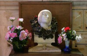 Frankreich. Lorraine. Vosges. Domremy la Pucelle. Geburtsort Jeanne d Arc. Eglise Saint Remy. 13 Jahrhundert. Innen. Seitenaltar Jeanne d Arc