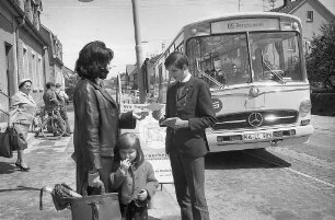 Verkehrserhebung des Stadtplanungsamts Karlsruhe mit Befragung der Omnibusfahrgäste.