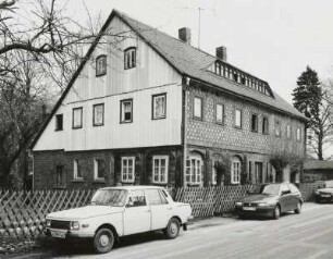 Neugersdorf, Wohnhaus : Neugersdorf (Kreis Löbau-Zittau), Wohnhaus, Käthe-Kollwitz-Straße 2, Ende 19. Jahrhundert, Straßenansicht