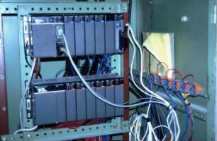 Fotografie: Informationstechnik, Prozeßtechnik, Regelung, Steuerung, Legehennenhaltung