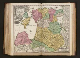 Dvcatvvm Livoniae et Cvrlandiae cum vicinis Insulis Nova Exhibitio Geographica