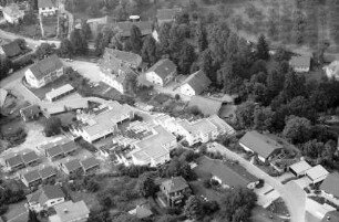 Niederweiler: Terrassenhäuser, von oben
