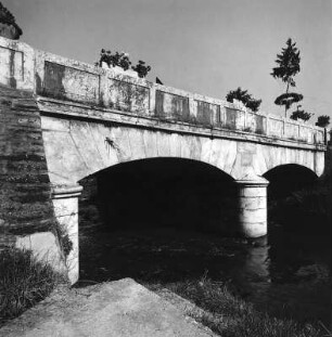 Emsbach-Brücke; Bad Camberg, Emsbach (N.Fl.Gew.II) (Brunnenstraße)