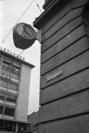 Taufakt zur Benennung des Platzes vor der Hauptpost als "Europaplatz"