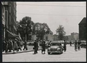 Düsseldorfer Schauspielhaus, Düsseldorf Wettbewerb: Straßenansicht Umgebung Martin-Luther-Platz